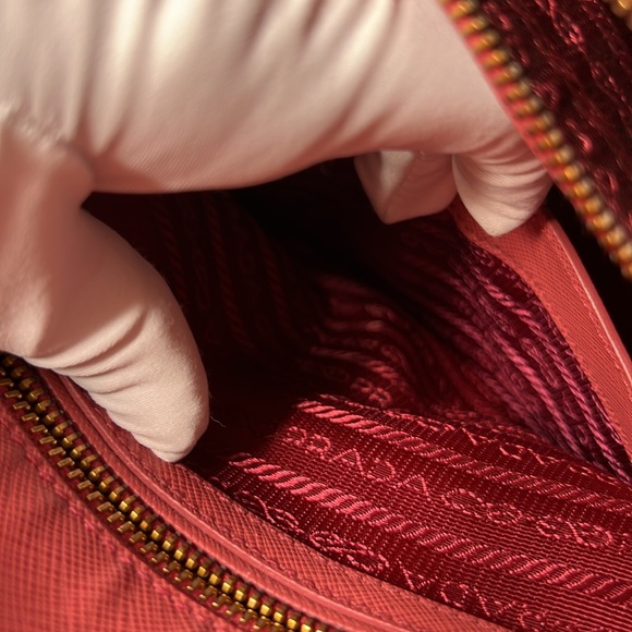 PRADA 2Way Hand Bag  Saffiano Lux Leather Tamaris/ Pink Color Authenticity Card - Picture 14 of 17